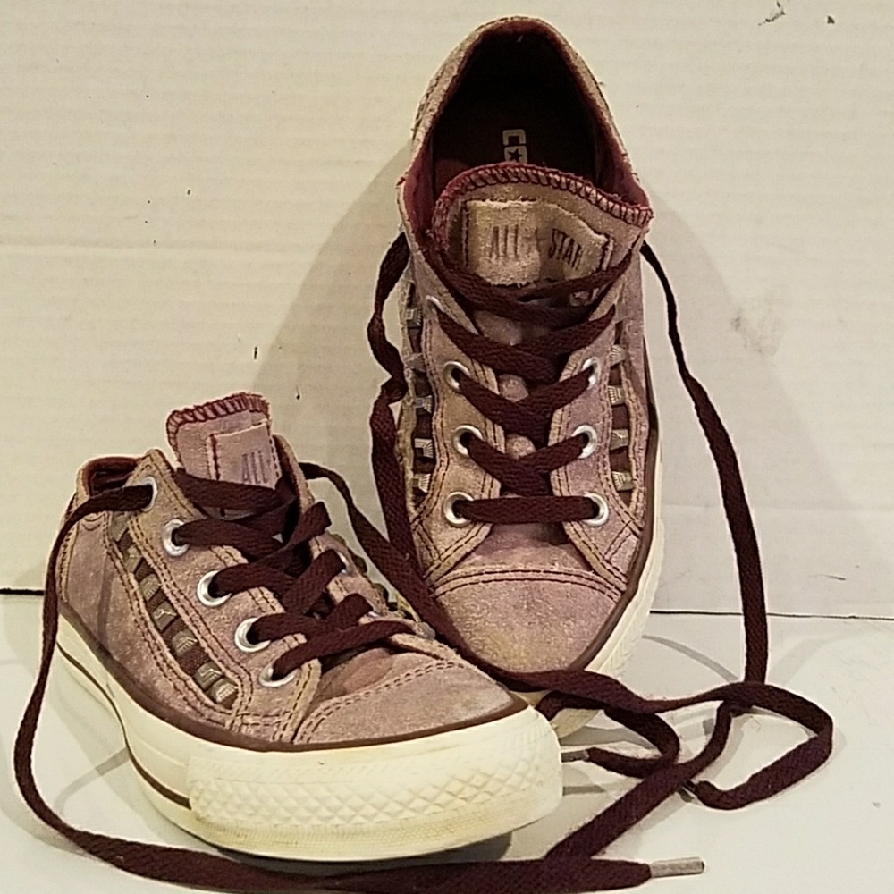 LADIES CONVERSE ALL STAR SNEAKERS (sz 5)